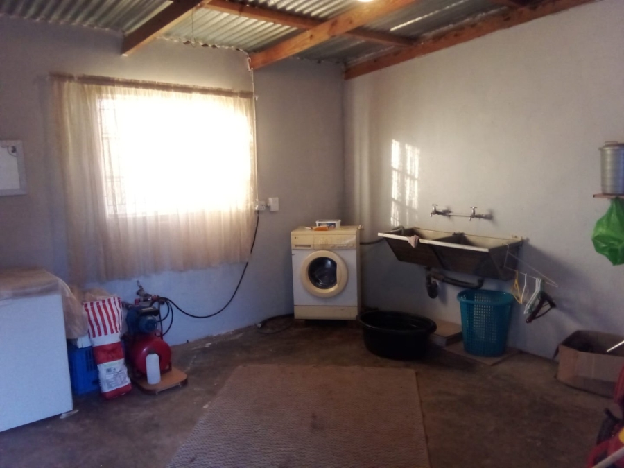 4 Bedroom Property for Sale in Petrusburg Free State